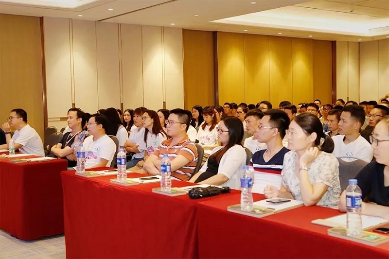 2019年云里物里年中战略会议在希尔顿顺利召开