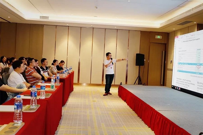 2019年云里物里年中战略会议在希尔顿顺利召开