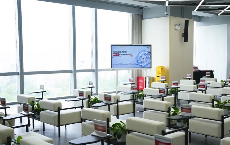 云里物里荣获2020年度“龙华区中小微创新100强企业”认定！