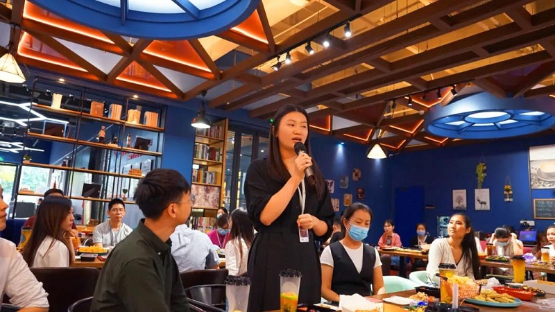 榜样的力量丨云里物里9月份优秀员工&优秀新人表彰大会圆满结束