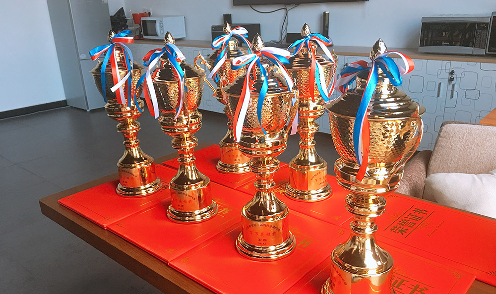 云里物里2018年第二届销售业绩PK大赛总结暨颁奖典礼顺利举行