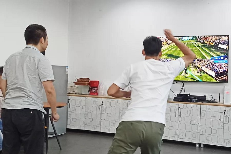 云里物里1024程序员节给你不一样的体验