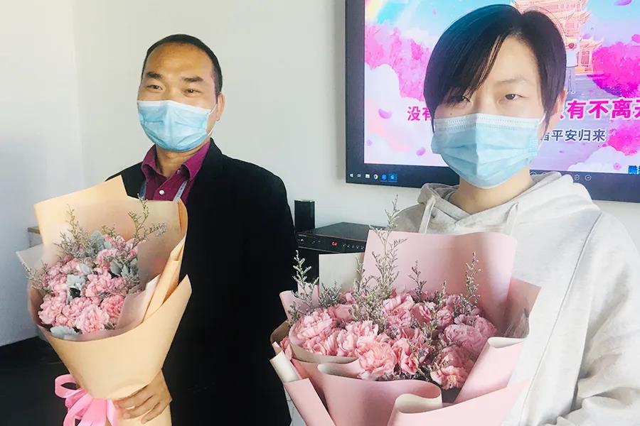 好久不见，欢迎你们平安回来！