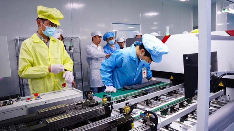 新里程、新起点、新发展丨云里物里SMT生产线正式启用！