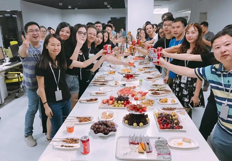 除了吃喝玩乐，云里物里还有啥？