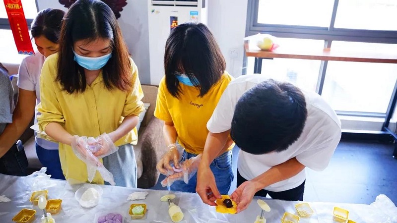 当中秋遇上国庆，这个十一注定不一样